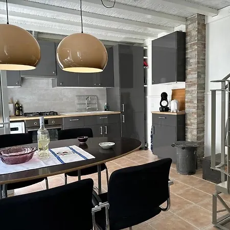 100 Meters From The Beach! Rua Da Paz Tatil Evi *